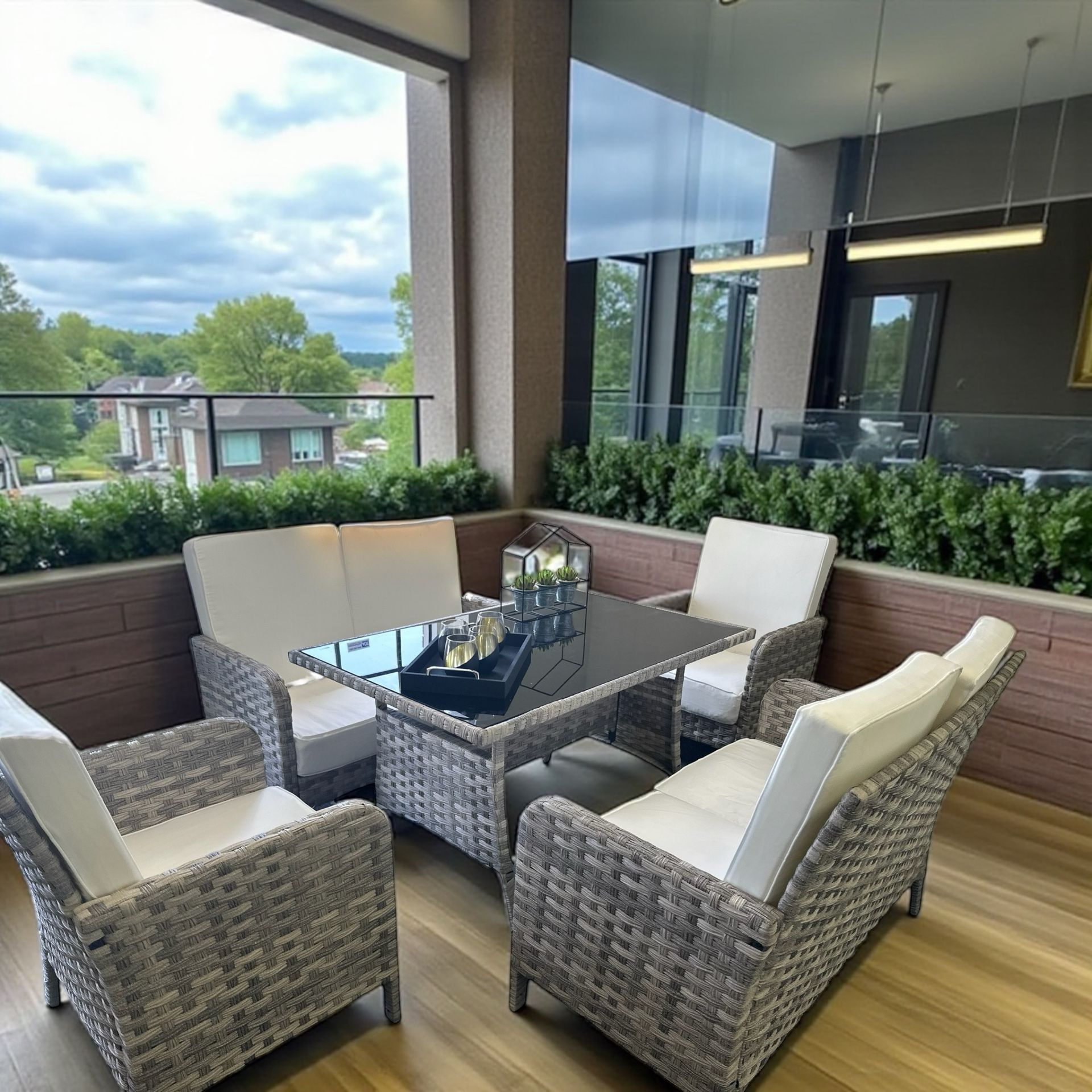 New inbox patio set (we finance and deliver)($54 down,90 day no interest payment plan)