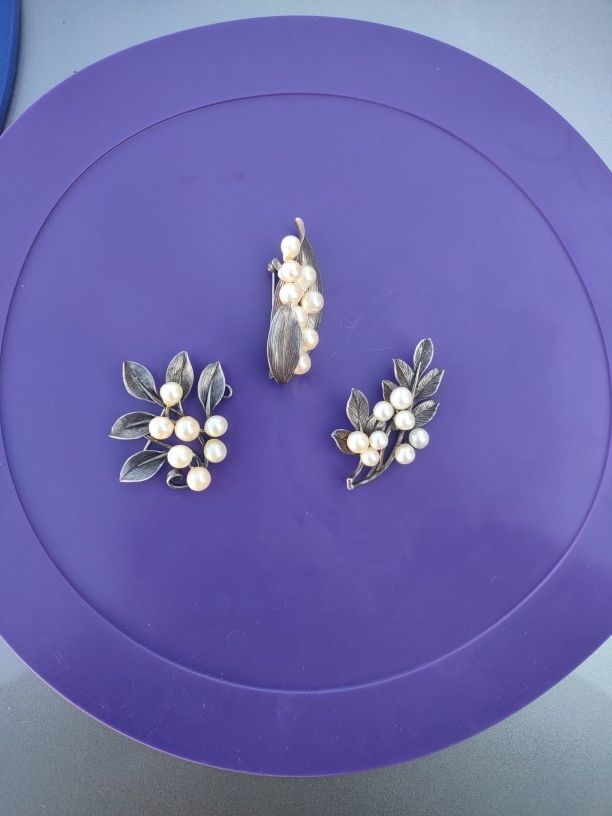 Vintage Rare Sterling And pearl Brooches 