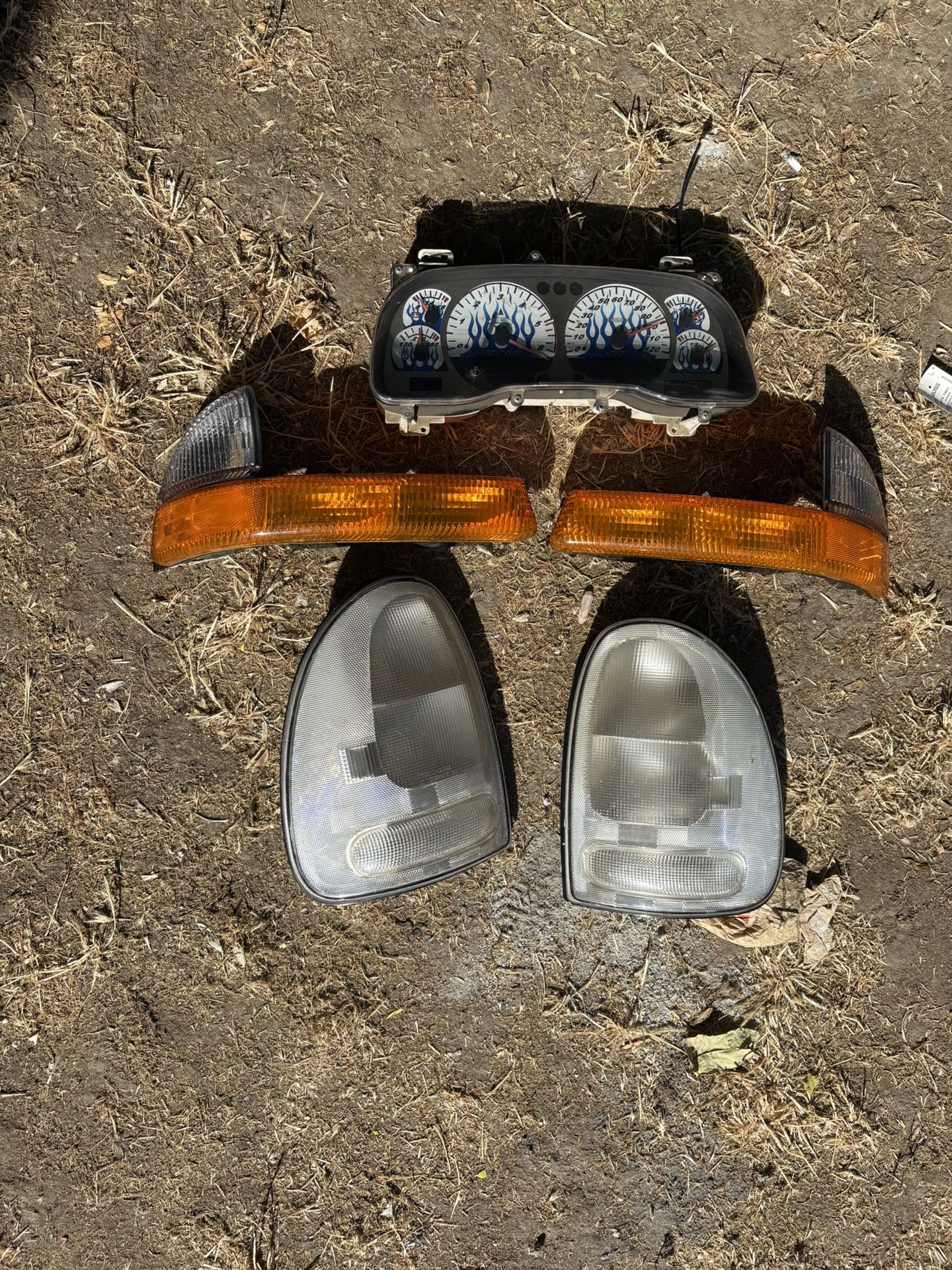 Headlights and Taillights for dodge durango 1999