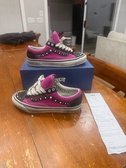 Pink vans