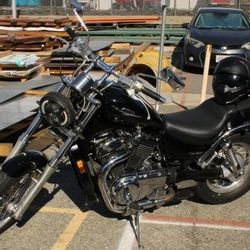Suzuki Boulevard S50