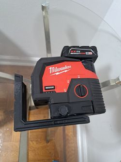 Milwaukee Laser 3622 20
