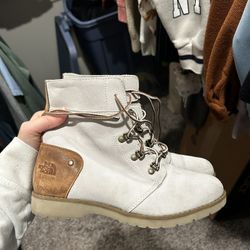 The North Face Women’s Size 8 Boots