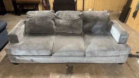 Couch in good condition Couch in good condition