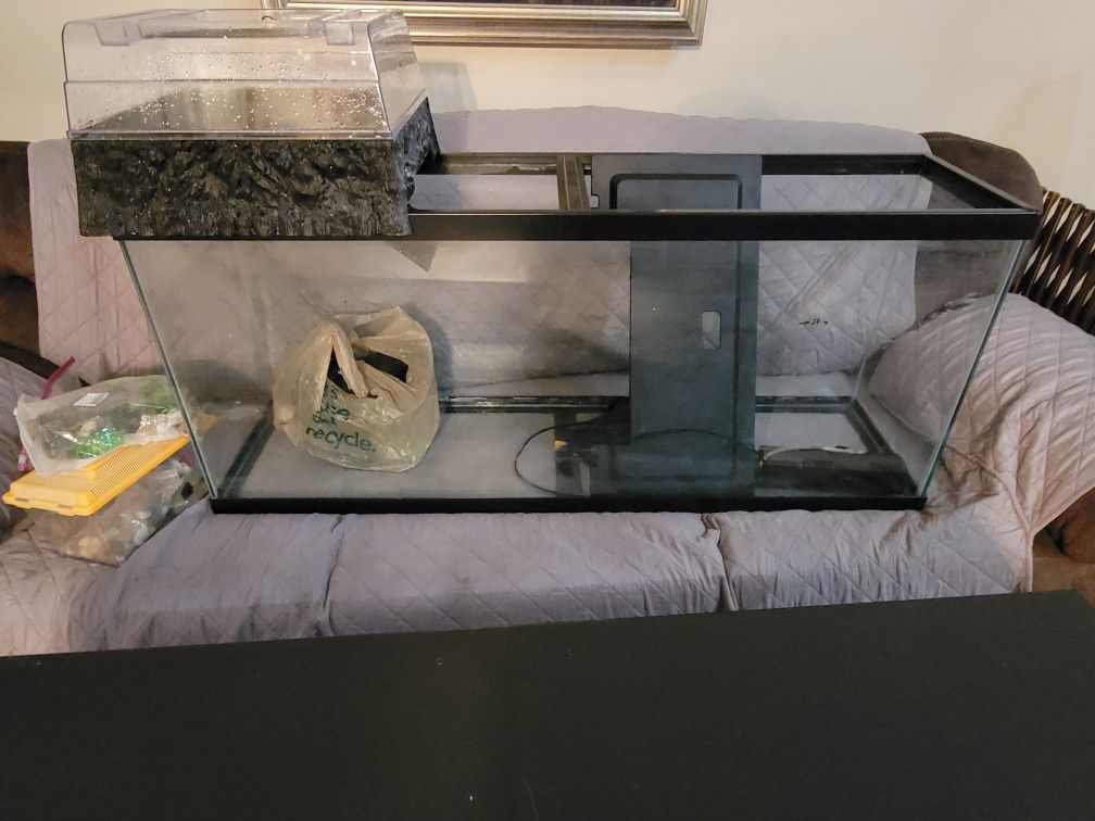 55 Gallon Fish Tank with Stand & Accessories 