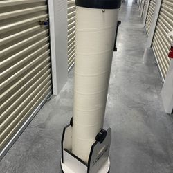Meade Starfinder 10-inch Newtonian Reflector Telescope on a Dobsonian mount