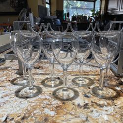 Set Of 7 Wine Glasses & Wine Rack 