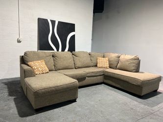 SECTIONAL COUCH SOFA