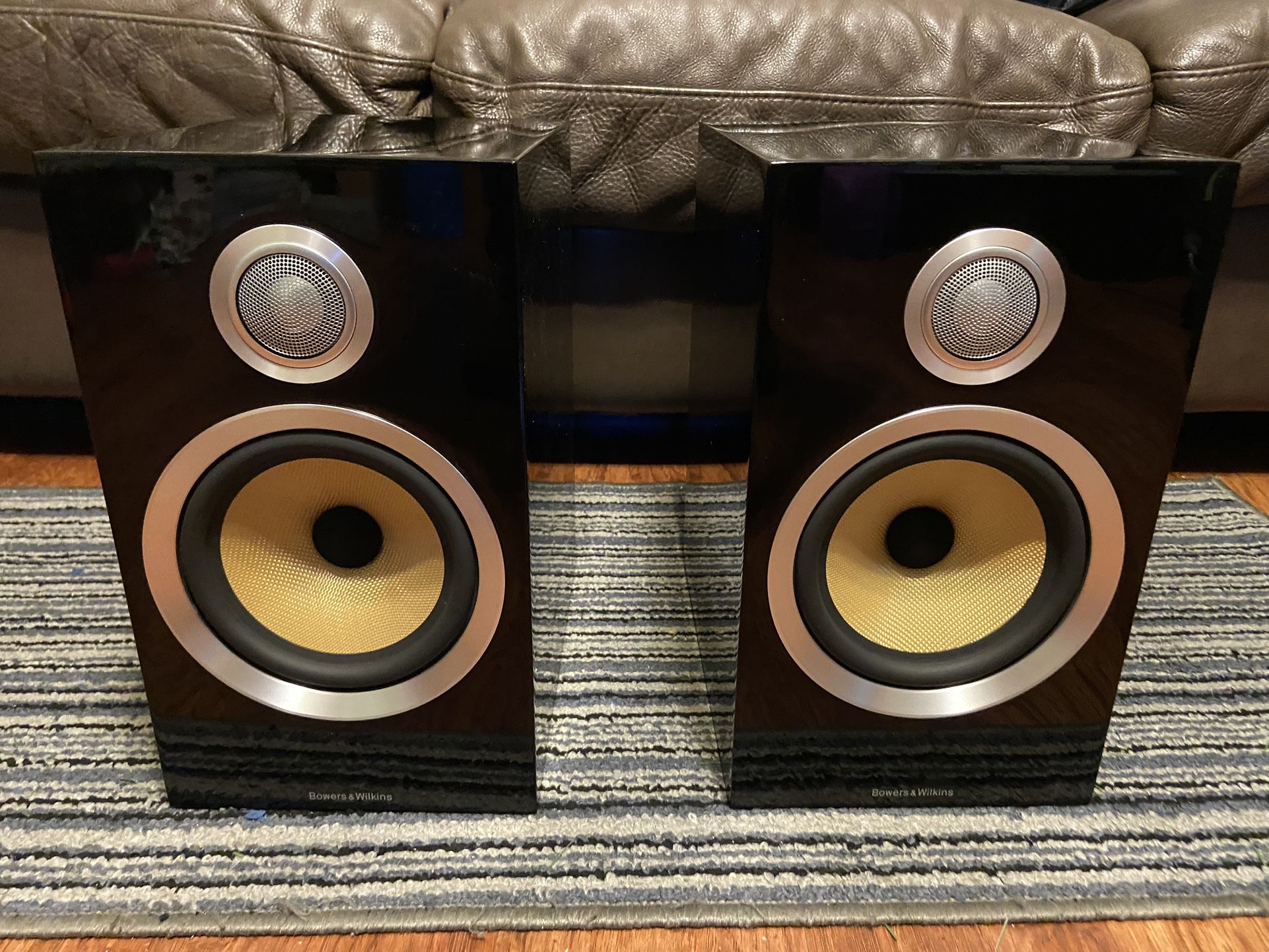 Bowers & Wilkins CM5 S2 Speakers Piano Black for Sale in Bowers & Wilkins CM5 S2 Speakers Piano Black for Sale in