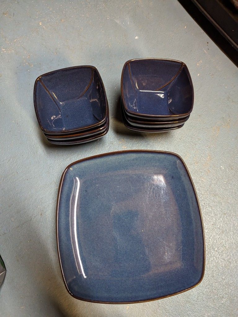 Blue color dishes and bowls. Used but good condition.