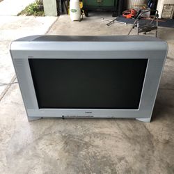 34” Sony Trinitron Wega Widescreen HD CRT TV