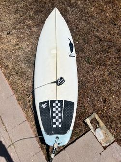 Chili Hot Knife Surfboard 5’10