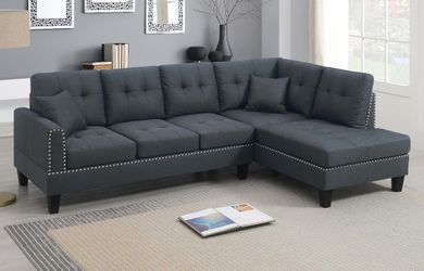 Sectional Sofá New In Box / 98x65 