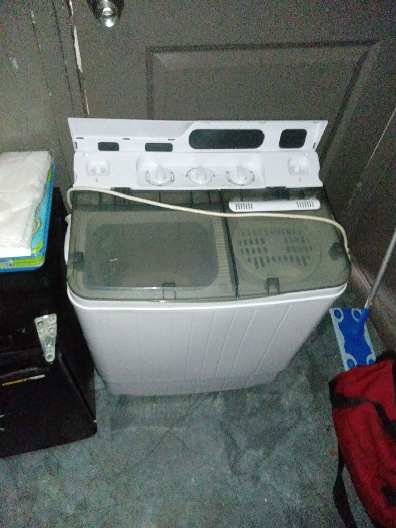 Mini Washer/ Dryer 