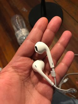 iPhone 7 headphones