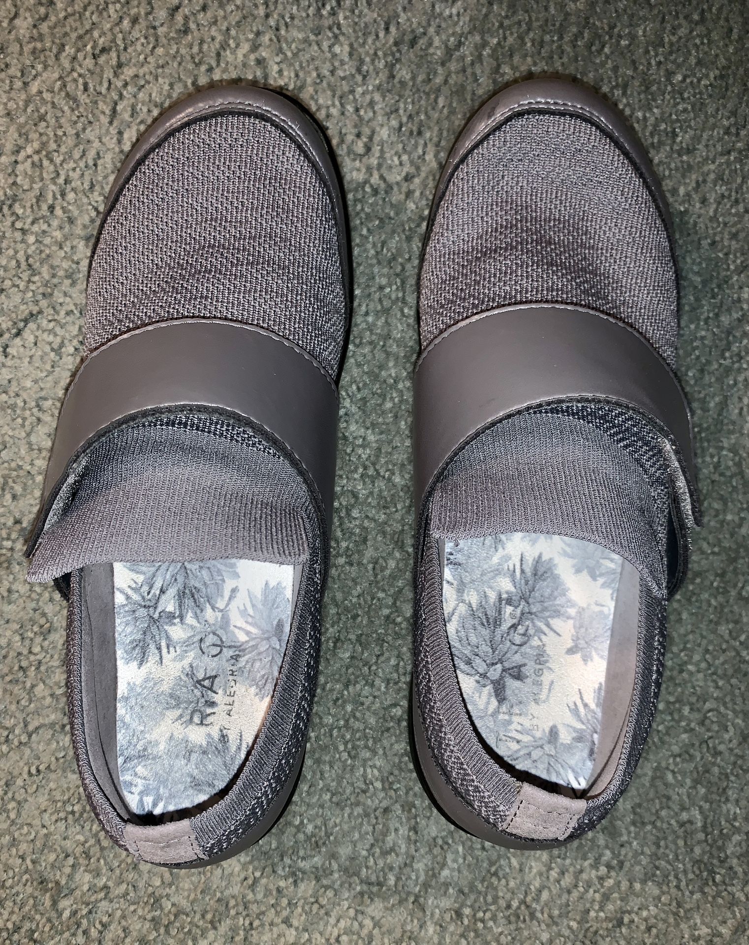 Women's Alegria Traq Shoes 9