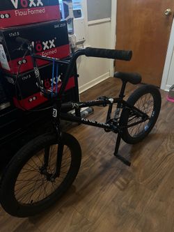 kink curb bmx bike (accepts trades)