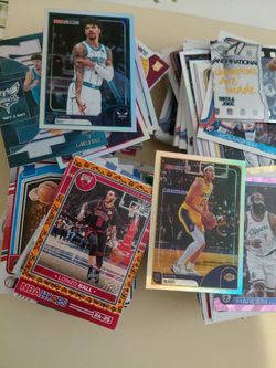 BASKETBALL CARDS