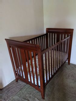 Crib and mattress
