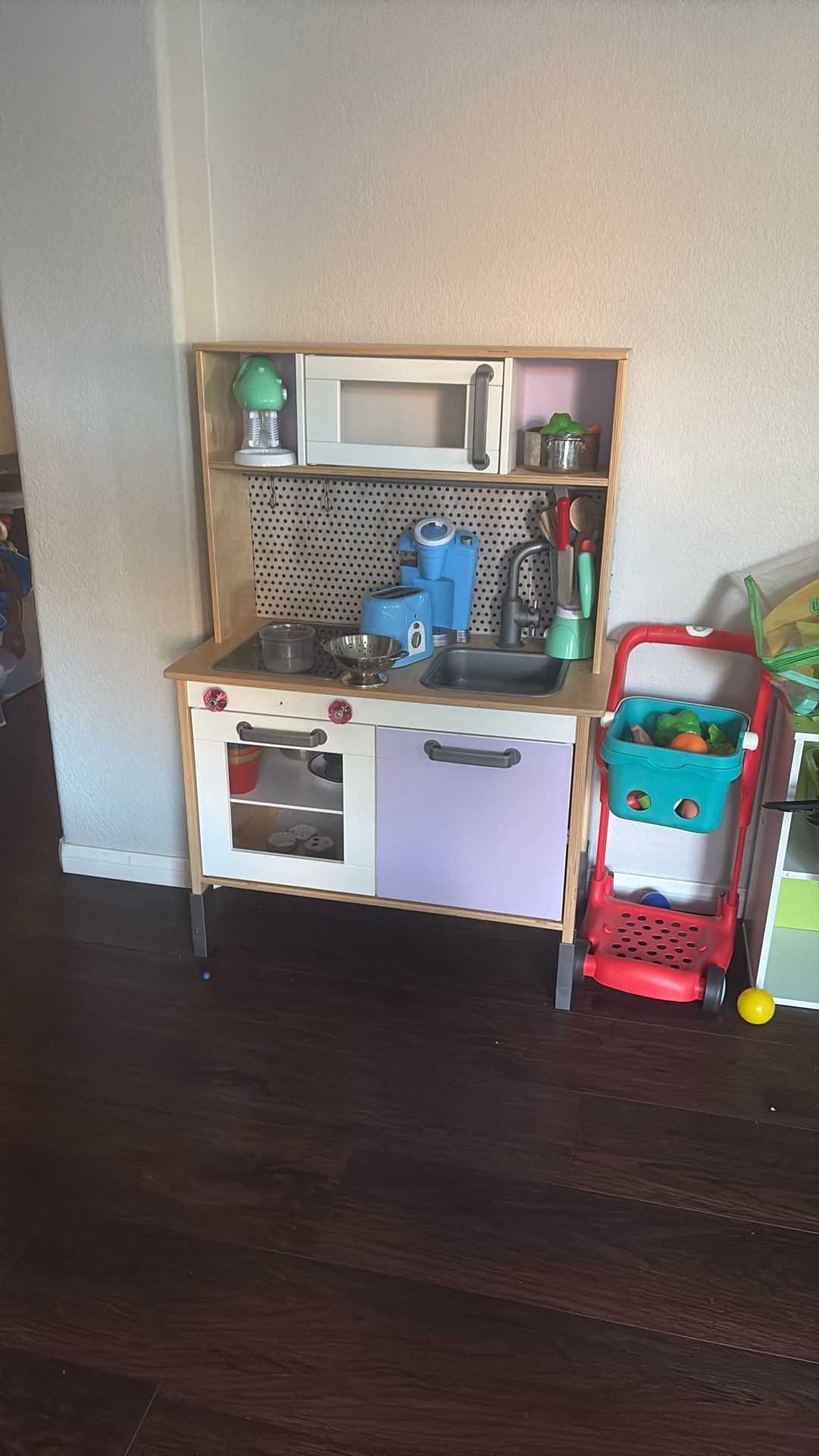Pretend Kitchen And Shopping Cart