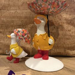 Goose candle and wallflower holder