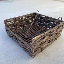 Wicker Napkin Holder