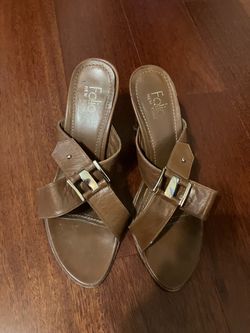 Folio heels