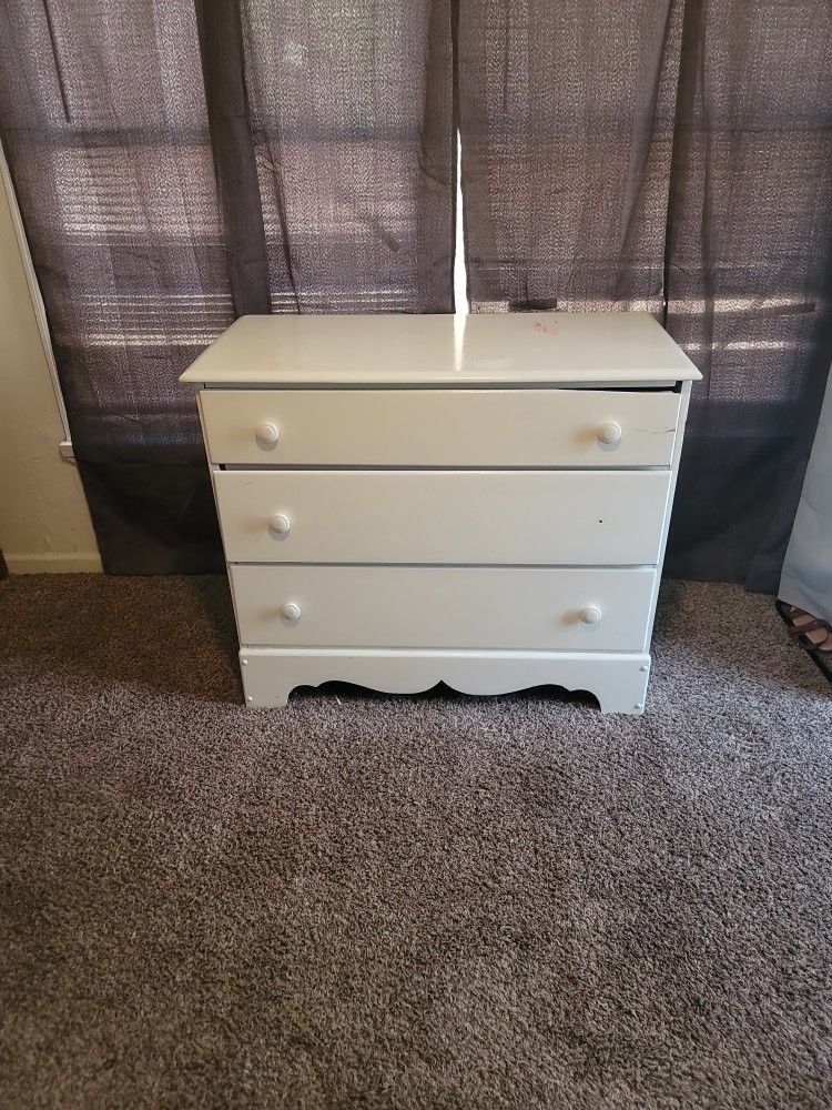 Dresser
