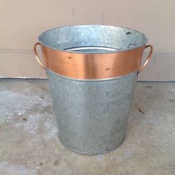 Plant Pot Bucket
