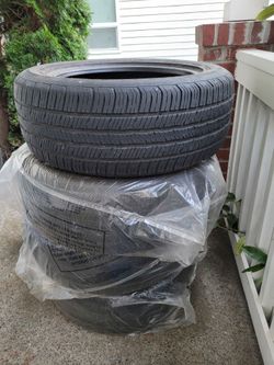 Used BFG Advantage Control All Season Tires 225/55 R17
