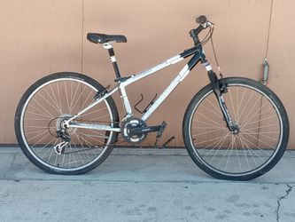 Gary Fisher 24-in mountain bike $25