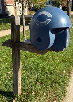 Rare Chicago Bears Football Helmet Mailbox