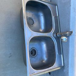 Kitchen Sink 