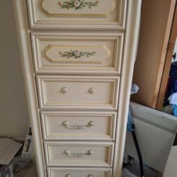 Vintage Floral Bedroom Furniture Set - Dressers & Nightstand