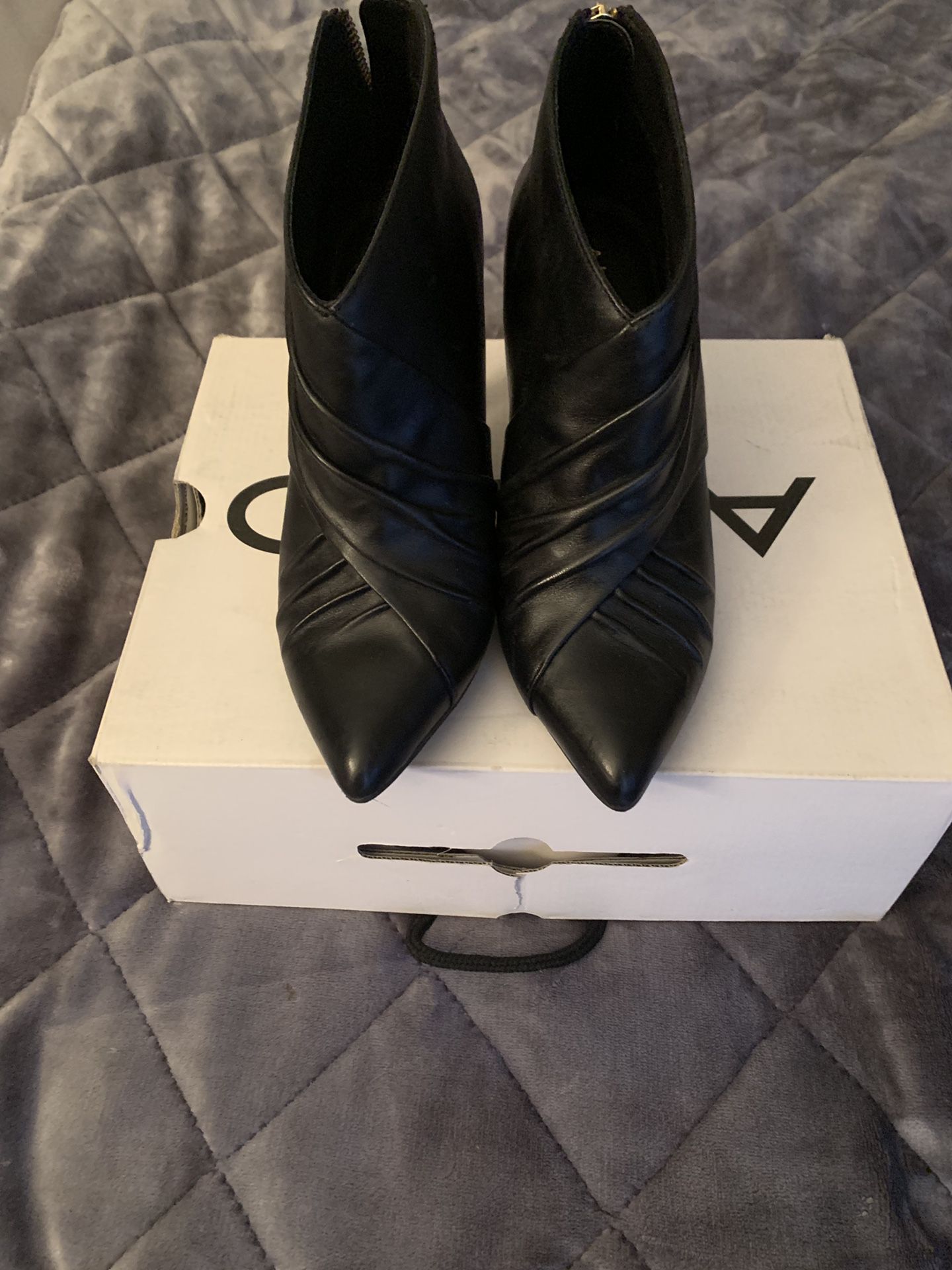 ALDO woman’s black leather ankle boot. Great condition wore once, smoke feee home