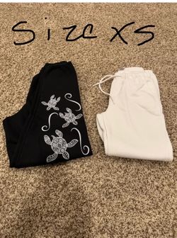 Girl sweats XS