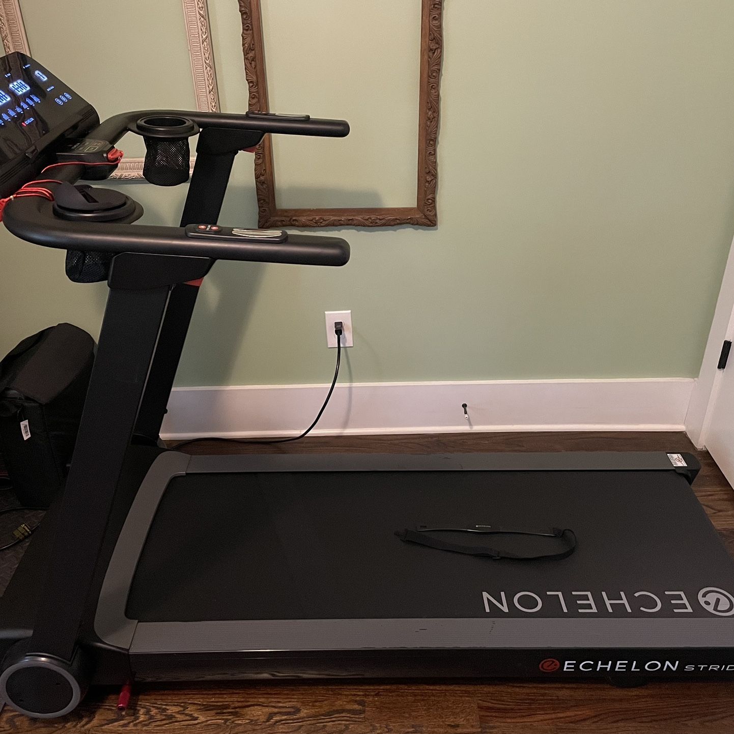 Echelon Stride Auto-Fold Connected Treadmill