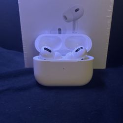 AirPods Pro (2nd Generation) - Original Packaging and Accessories