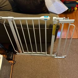 38.5-Inch Regalo Easy Step Through Baby Gate