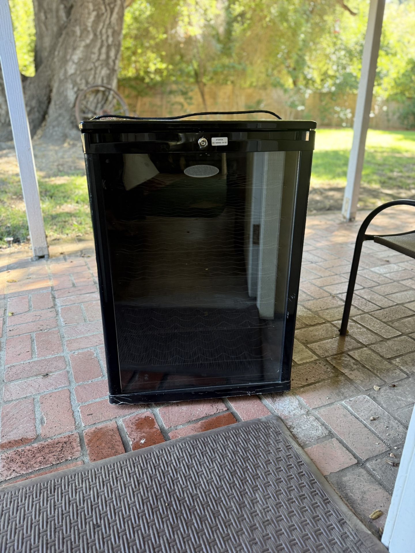 Magic Chef 52 Bottle Wine Refrigerator