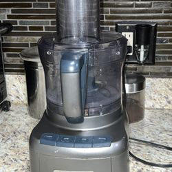 Cuisinart 8 Cup Food Processor 