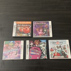 Assortment of 8 Nintendo 3DS and Nintendo DS Games 
