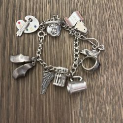 Vintage Sterling Silver Charm Bracelet 
