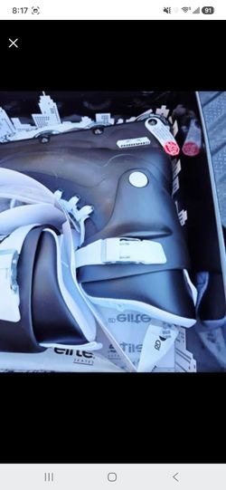 CANDY GRL SOUTH BEACH INLINE SKATES.. SIZE 6M 7W ADULT