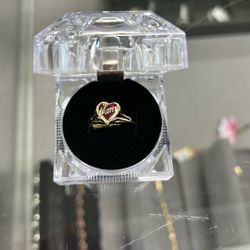 Yellow Gold Heart Mom Ring