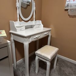Vanity Desk