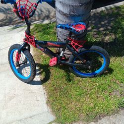 !! Boy's Bicycle  Spider-Man  Size 16 in Wheels Firm  Price 