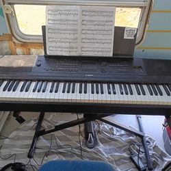 Yamaha Portable Grand Dgx 670