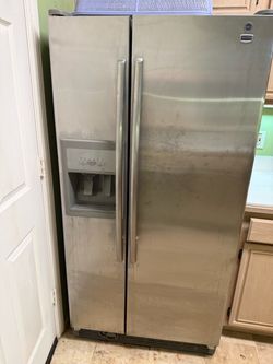 Moving sale