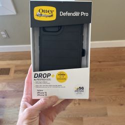 Brand new Otter Box Defender Pro i Phone 14/13